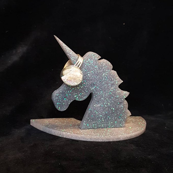La licorne grise